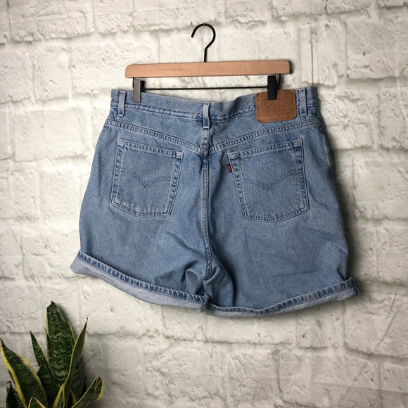 levi's mom denim shorts